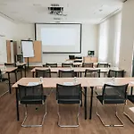 Coffee Fellows Muenchen-freiham Отель Мюнхен