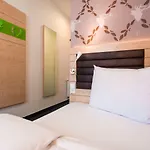 Coffee Fellows Muenchen-freiham Отель 3*