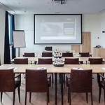 Отель Coffee Fellows Muenchen-freiham Мюнхен